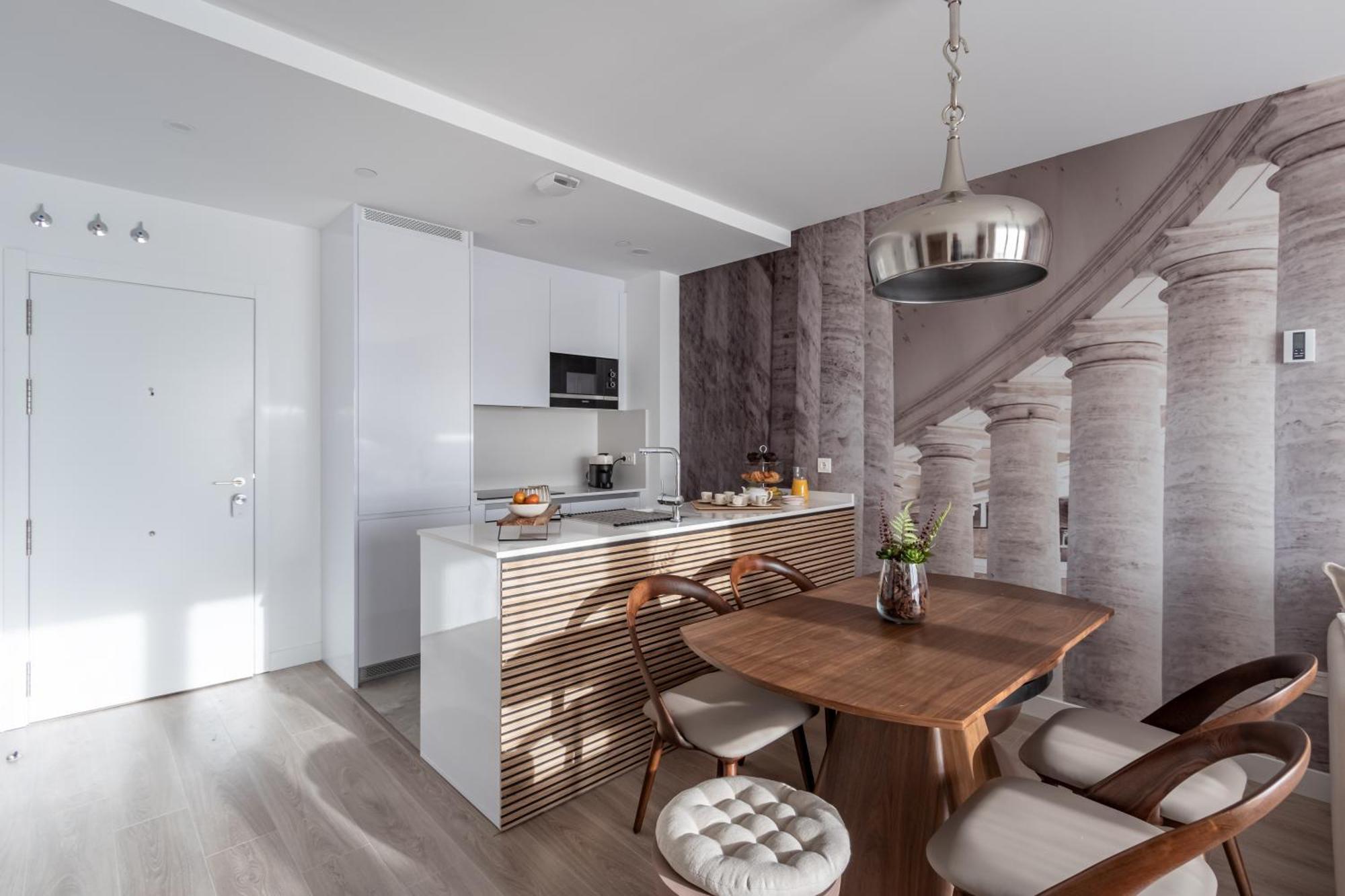 Malaga Skyline 1 Pool & Parking Free Apartment Exterior photo